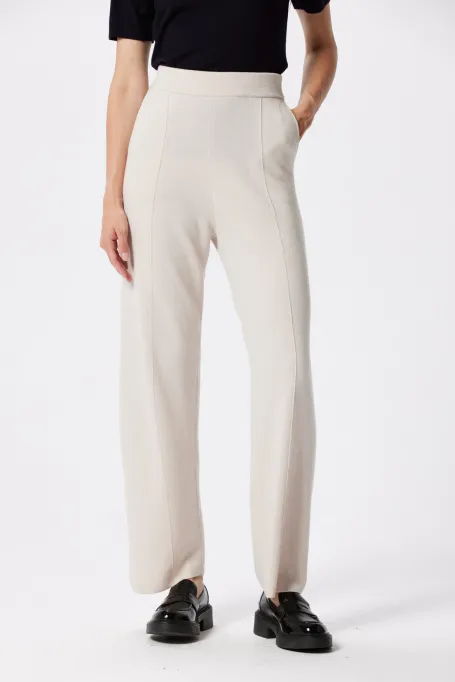 Pantaloni largi bej din lână merinos