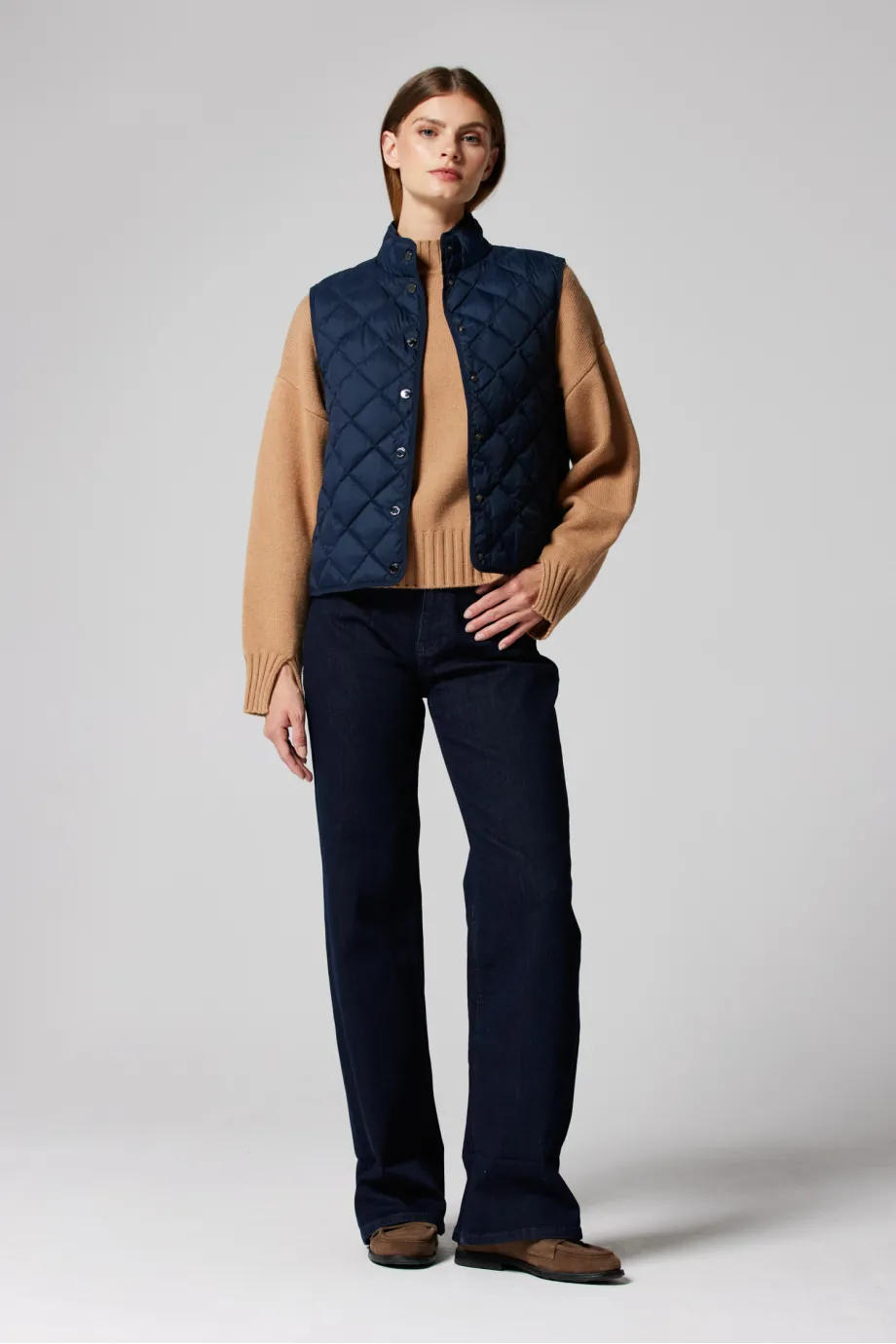 Vestă matlasată bleumarin Vestă matlasată bleumarin