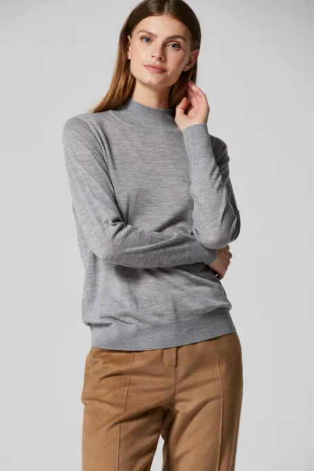 Bluză gri cu guler semi-înalt din lână merinos Julia