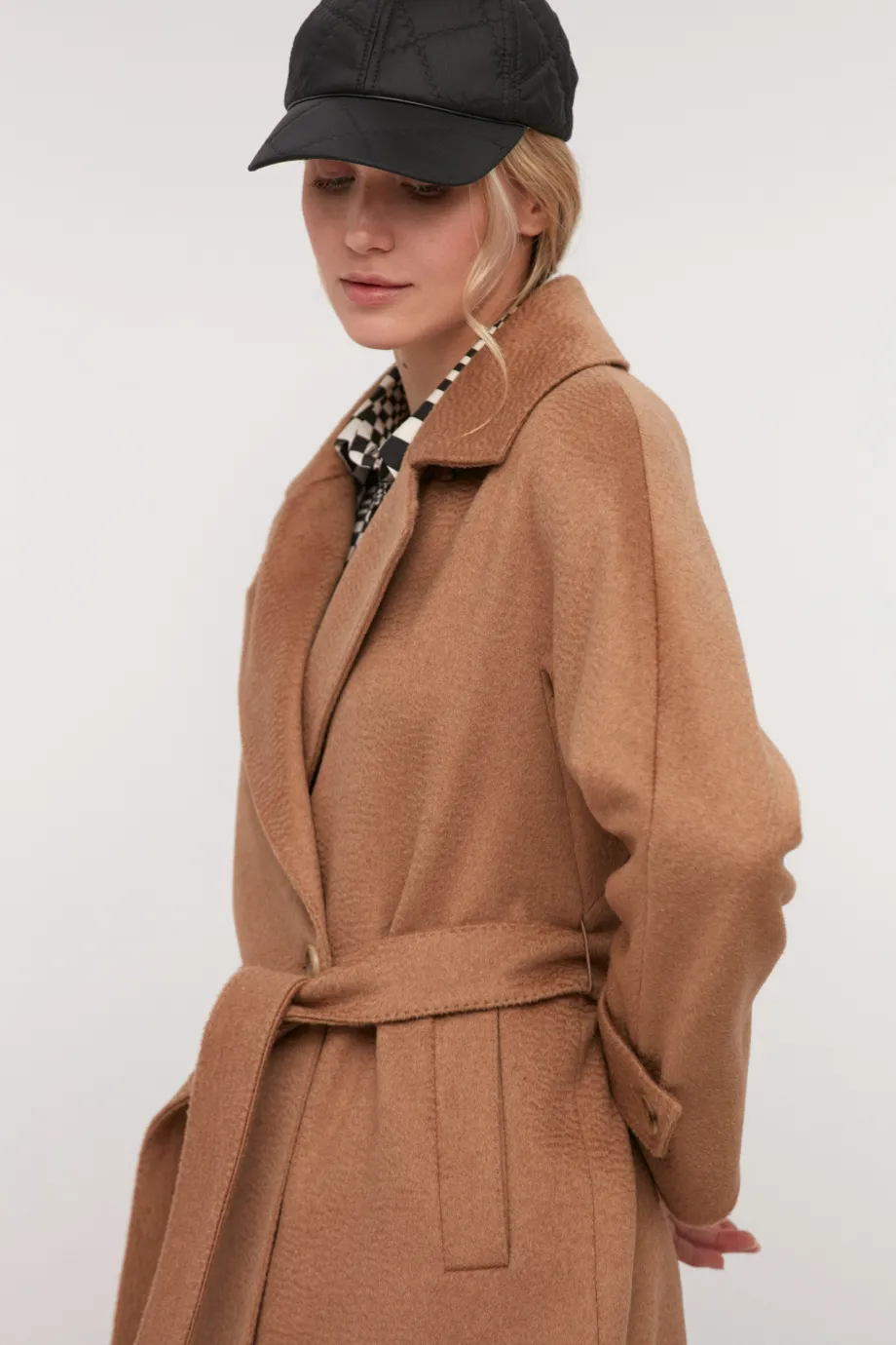Palton camel din lână de cămilă cu curea Palton camel din lână de cămilă cu curea