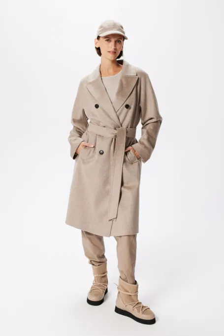 Palton bej din lână cu curea