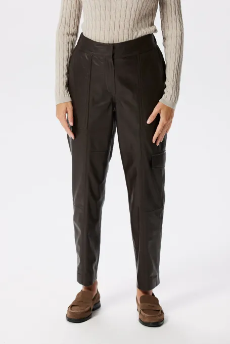 Pantaloni jogger maro din piele Pantaloni jogger maro din piele