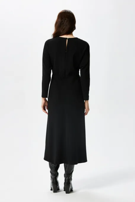 Rochie neagră midi cu mâneca kimono