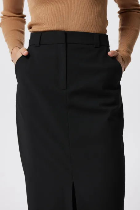 Fustă neagră cu lână