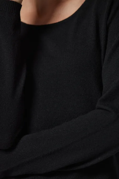 Rochie midi neagră din cașmir