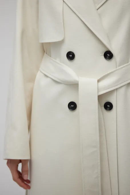 Trenci alb cu mătase