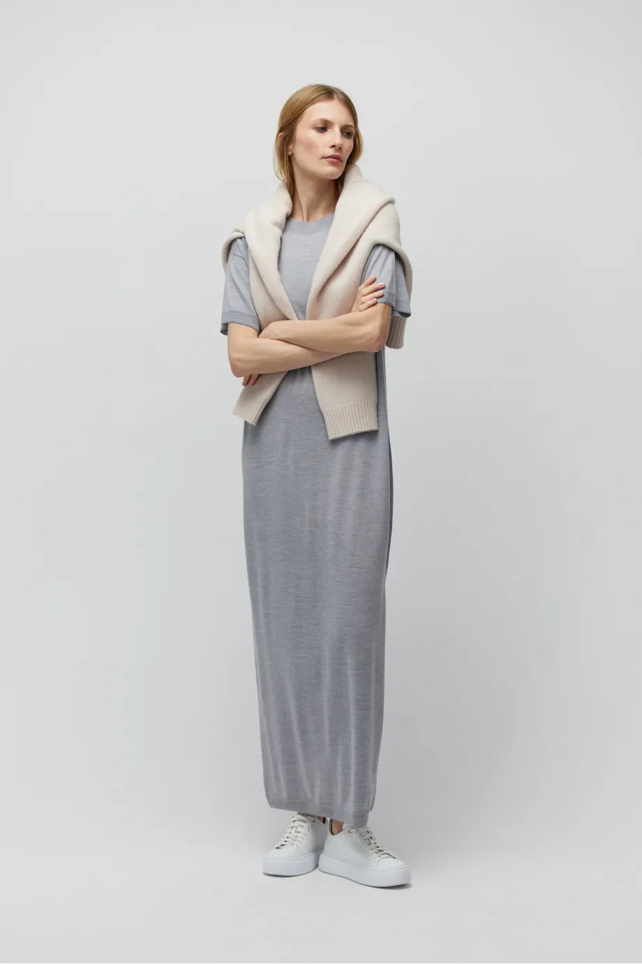 Rochie maxi gri din lână merinos Rochie maxi gri din lână merinos