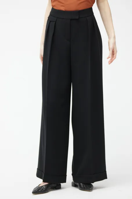 Pantaloni largi negri cu manșete