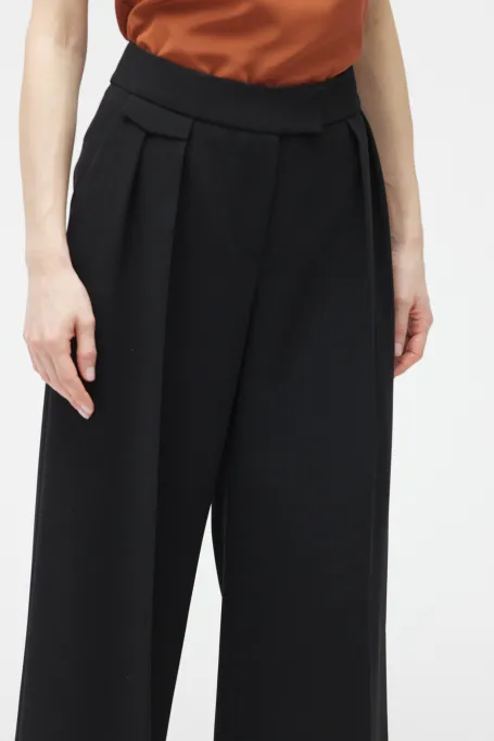 Pantaloni largi negri cu manșete Pantaloni largi negri cu manșete