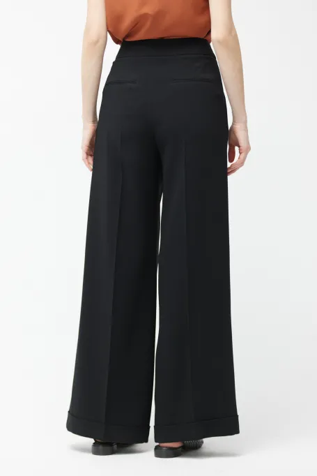 Pantaloni largi negri cu manșete Pantaloni largi negri cu manșete