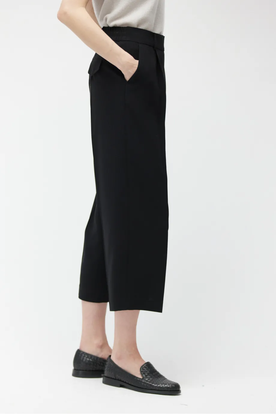 Pantaloni negri tip culottes Pantaloni negri tip culottes