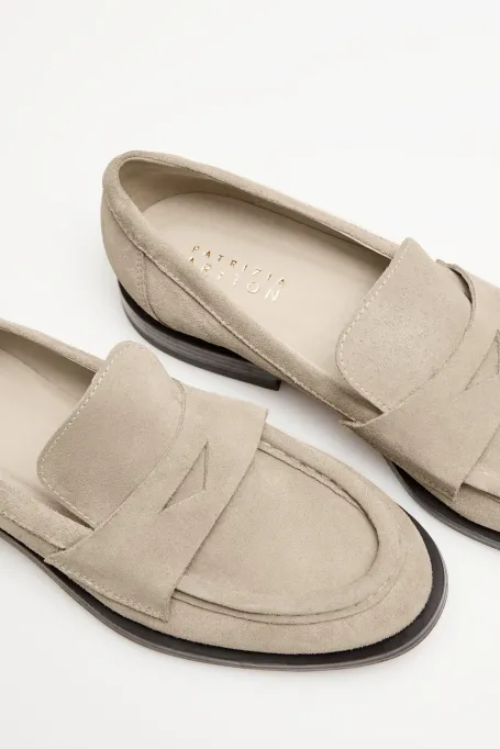 Mocasini bej din piele întoarsă Mocasini bej din piele întoarsă