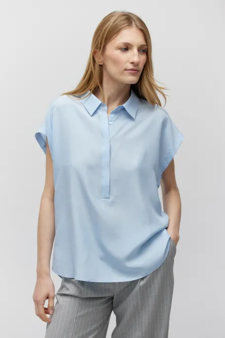 Bluza albastru deschis din mătase