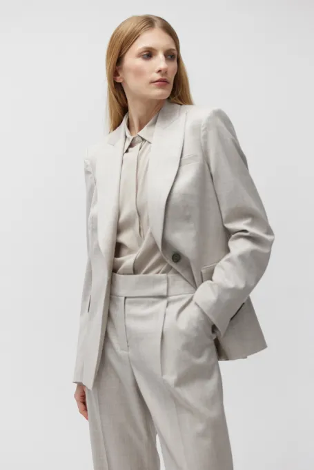 Sacou din lână pentru costum