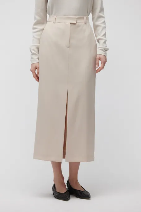 Fustă din lână de culoare nude