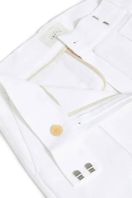 Pantaloni albi din in