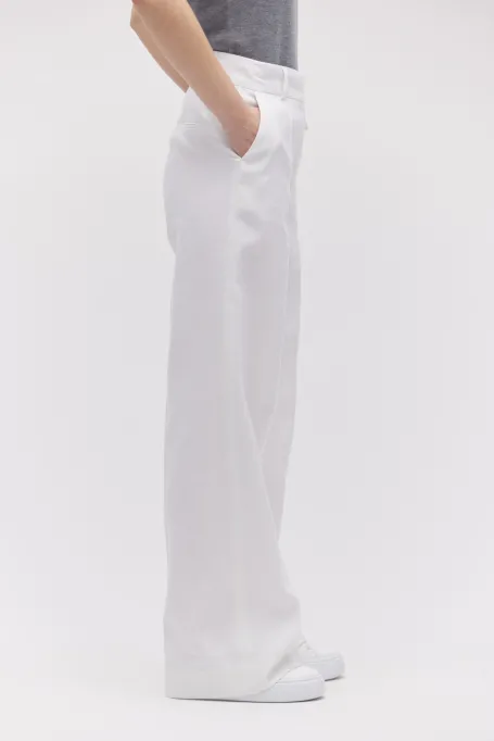 Pantaloni albi din in Pantaloni albi din in