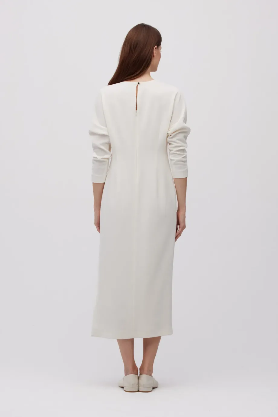Rochie midi albă cu slit Rochie midi albă cu slit