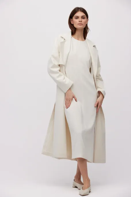 Rochie midi albă cu slit
