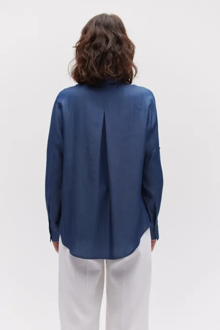 Cămașă de culoarea denimului