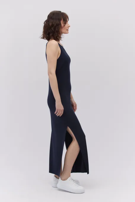 Rochie bleumarin cu decolteu halter