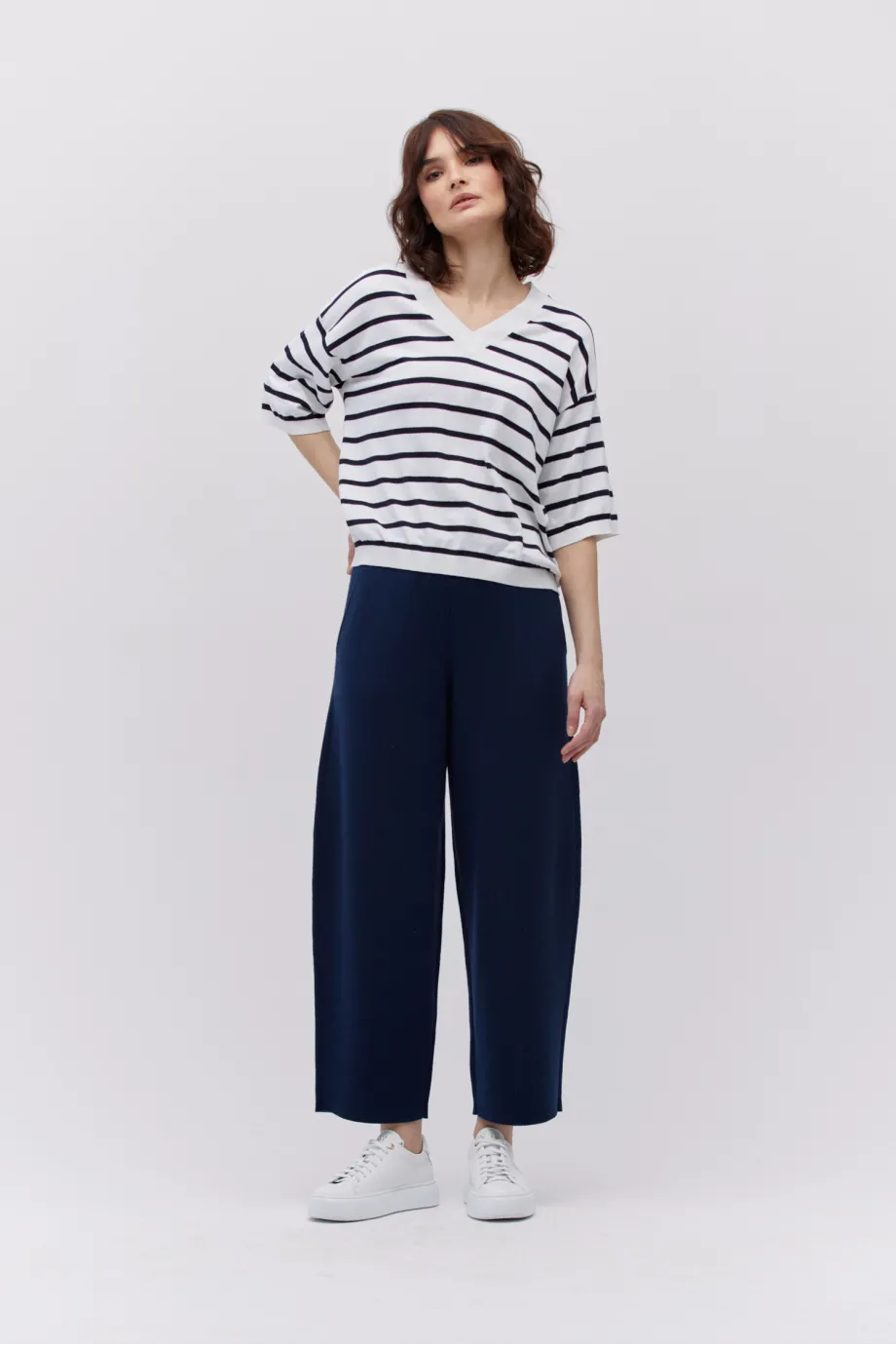 Tricou cu dungi și mătase Tricou cu dungi și mătase