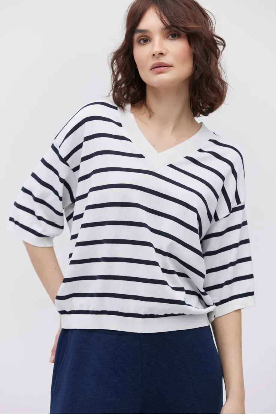 Tricou cu dungi și mătase Tricou cu dungi și mătase