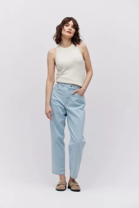 Blugi albaștri barrel