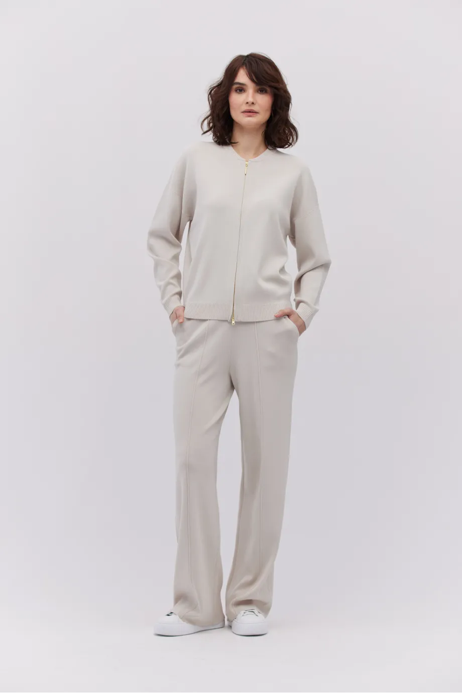Pantaloni cu picior larg Pantaloni cu picior larg