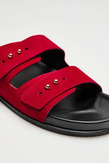 Șlapi din piele de căprioară