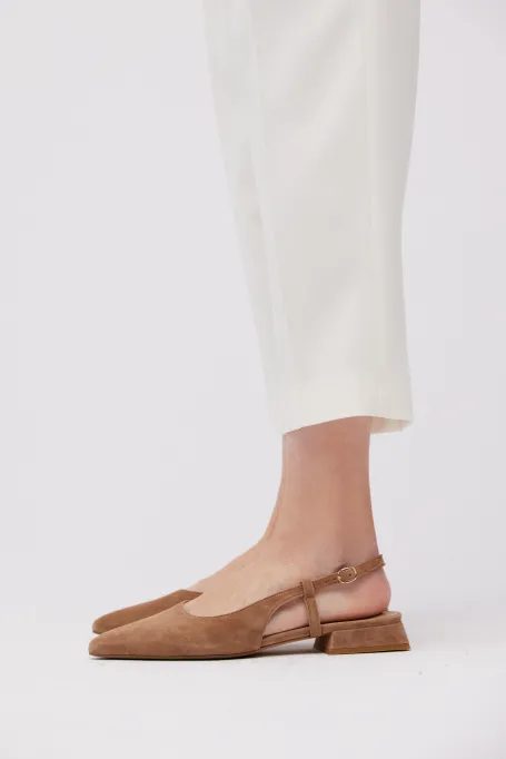 Pantofi bej cu toc deschis