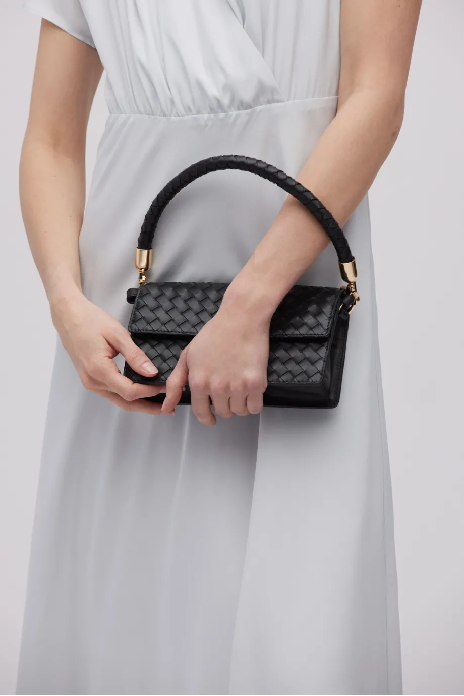 Rochie midi din mătase gri Rochie midi din mătase gri