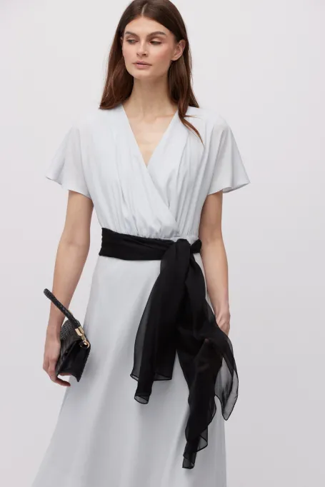 Rochie midi din mătase gri