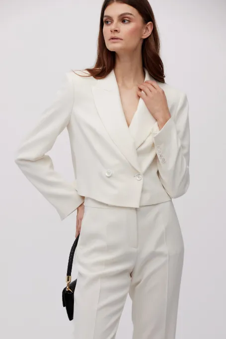 Jacheta de costum scurt crem
