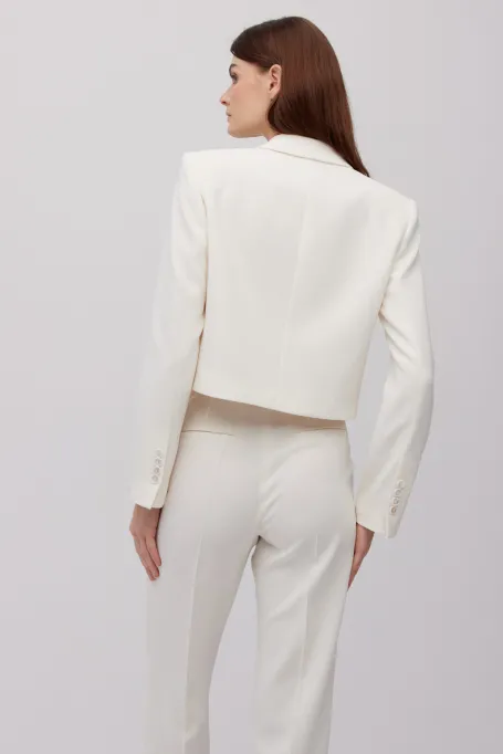 Jacheta de costum scurt crem