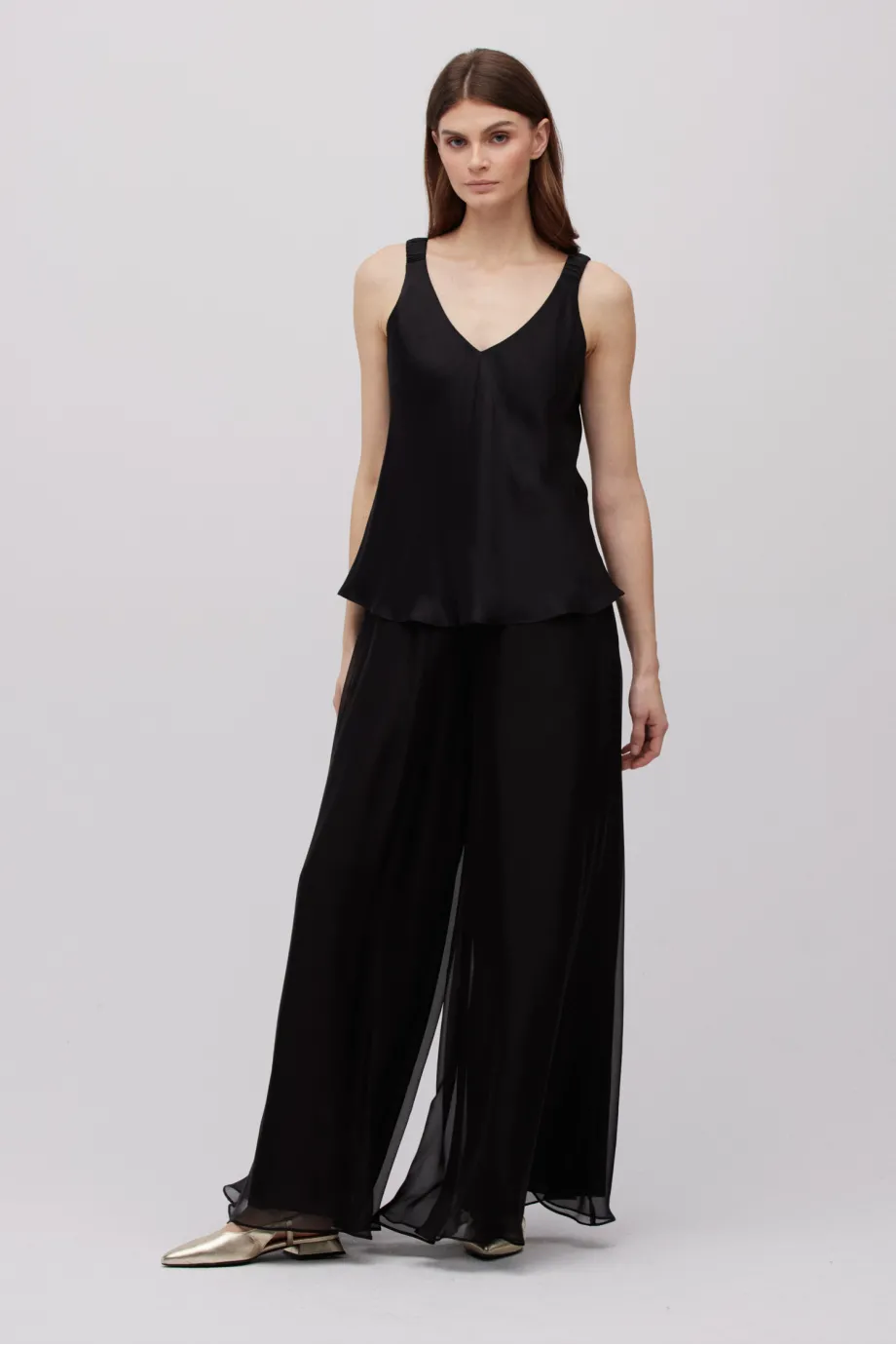 Bluza neagra de matase cu bretele Bluza neagra de matase cu bretele
