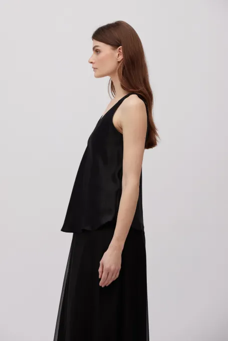 Bluza neagra de matase cu bretele Bluza neagra de matase cu bretele