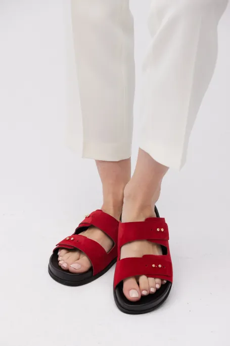 Șlapi din piele de căprioară