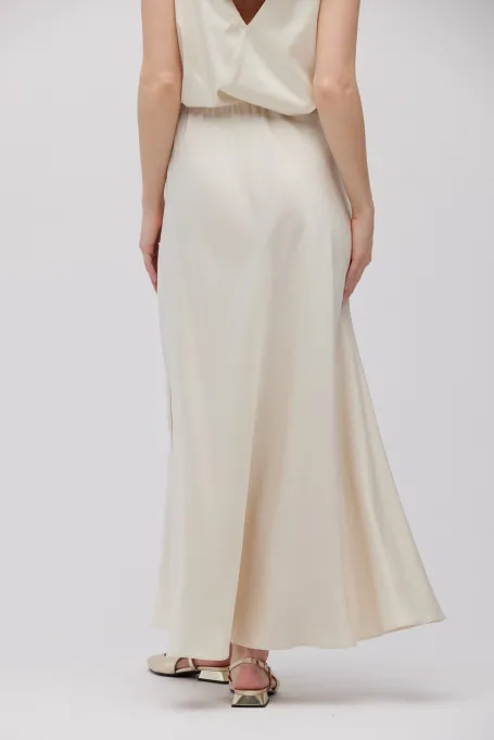 Fusta lunga bej cu fante