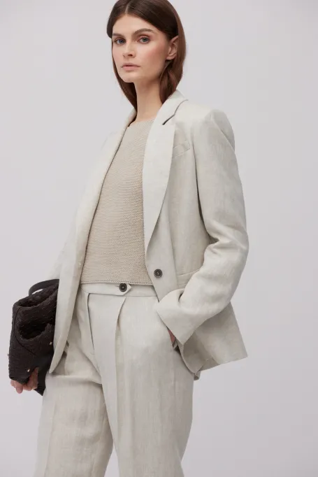 Sacou lejer de in bej pentru un costum