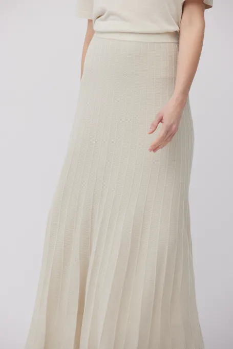 Fusta lungă plisată taup