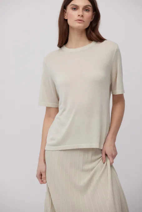 Bluza cu fir argintiu