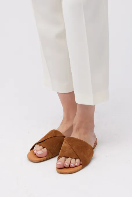 Flip-flops din piele intoarsa