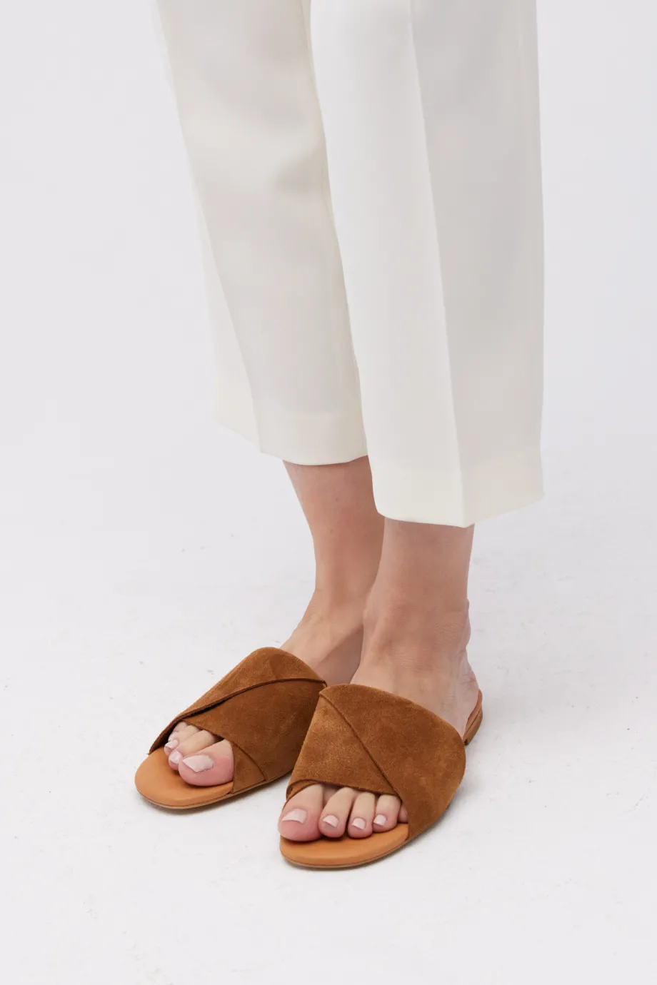Flip-flops din piele intoarsa Flip-flops din piele intoarsa