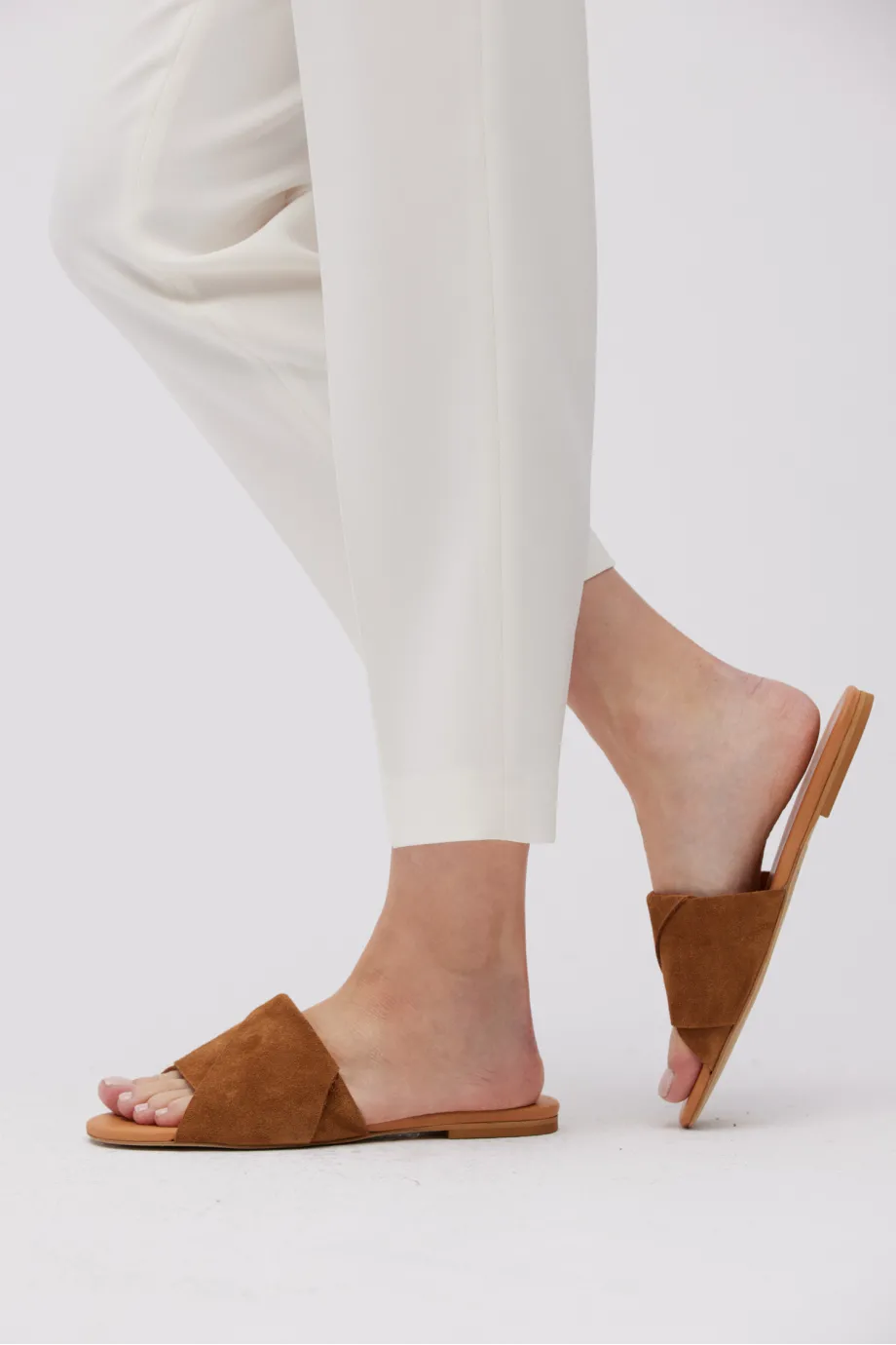 Flip-flops din piele intoarsa Flip-flops din piele intoarsa