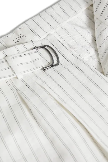 Pantaloni largi din in cu dungă verticală