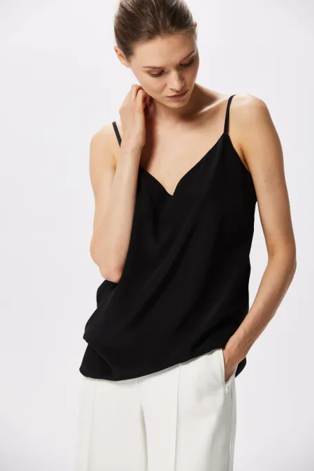 Maiou Mari Matase Neagra