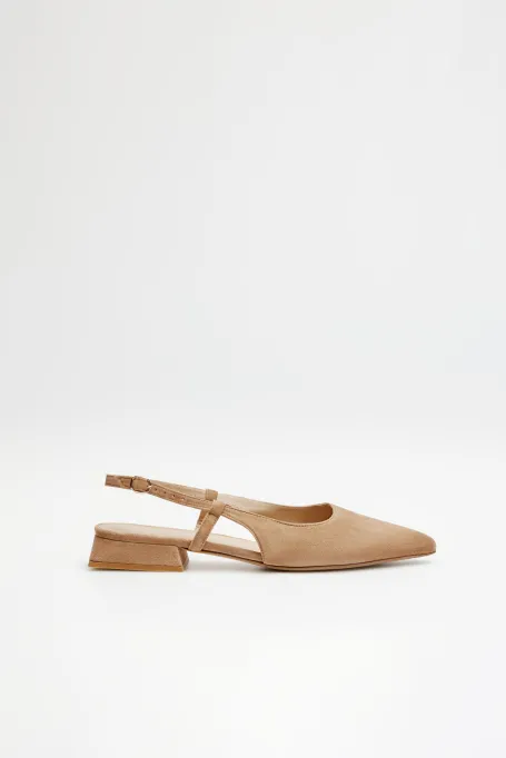 Pantofi bej cu toc deschis