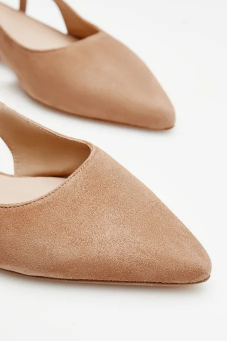 Pantofi bej cu toc deschis