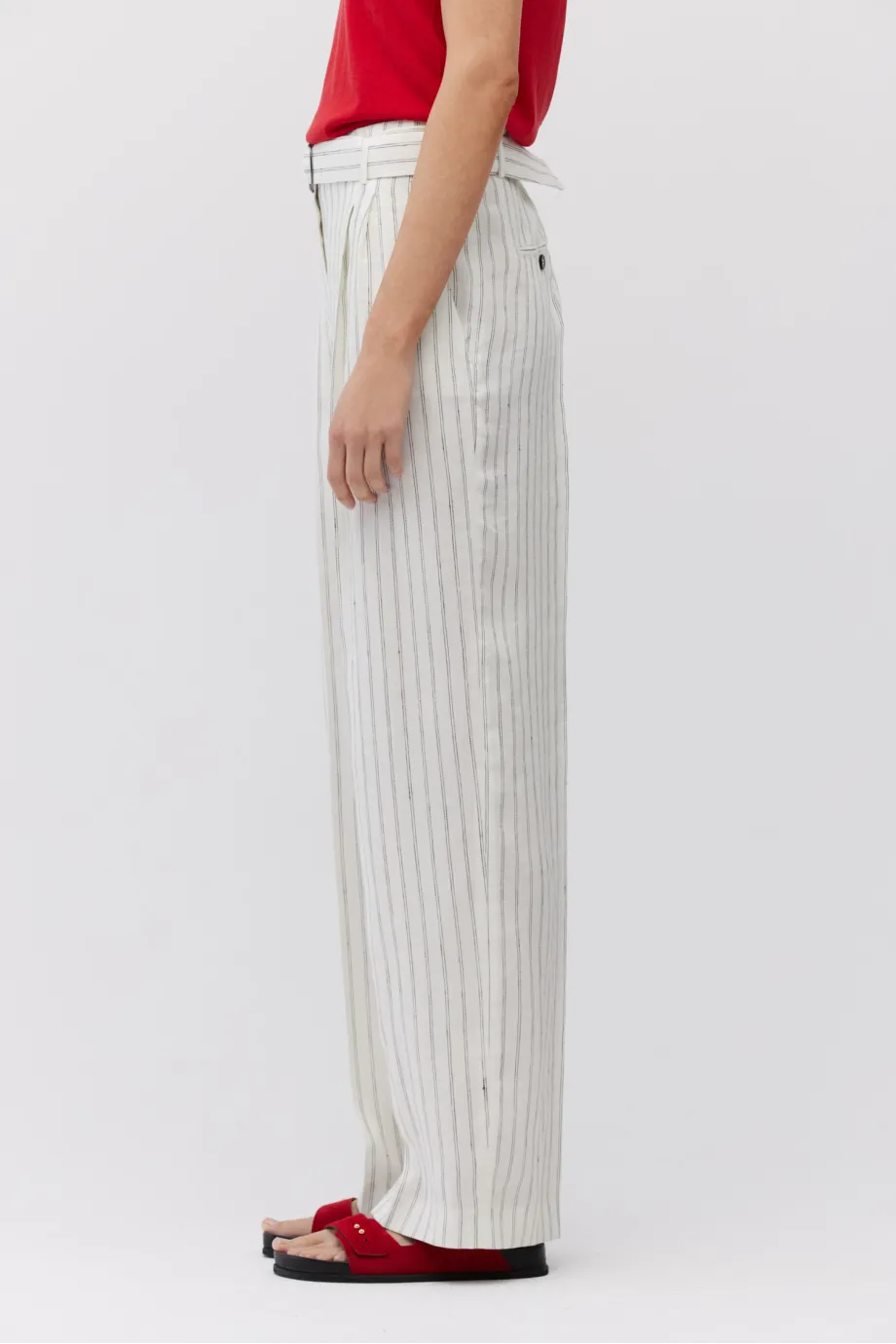 Pantaloni largi din in cu dungă verticală Pantaloni largi din in cu dungă verticală